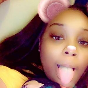 Meet your Posher, Sky